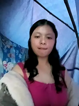 Snapshot of lisa-bae00 chatting on 11/12/25, 09:57 lisa-bae00 online show from 11/12/25, 09:57