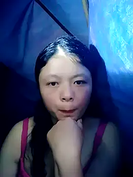 Snapshot of lisa-bae00 chatting on 10/29/25, 10:36 lisa-bae00 online show from 10/29/25, 10:36