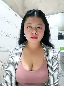 lisa-bae00 online show from 02/09/26, 03:15