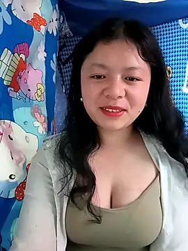 lisa-bae00 online show from 02/23/26, 12:34