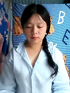 Snapshot of lisa-bae00 chatting on 06/12/26, 01:53 lisa-bae00 online show from 06/12/26, 01:53