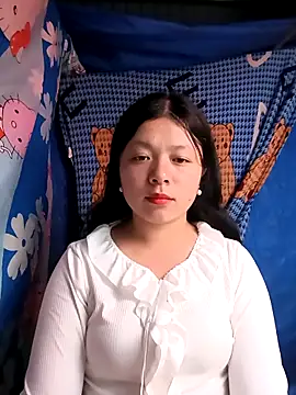 lisa-bae00 online show from 02/18/26, 12:01