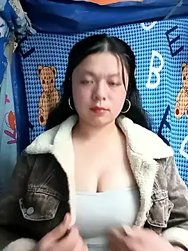 lisa-bae00 online show from 01/10/26, 11:49