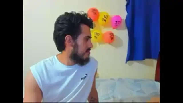 Snapshot of astredad2025 chatting on 10/30/25, 03:05 astredad2025 online show from 10/30/25, 03:05