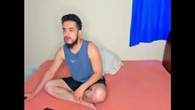 Snapshot of astredad2025 chatting on 12/02/25, 10:22 astredad2025 online show from 12/02/25, 10:22