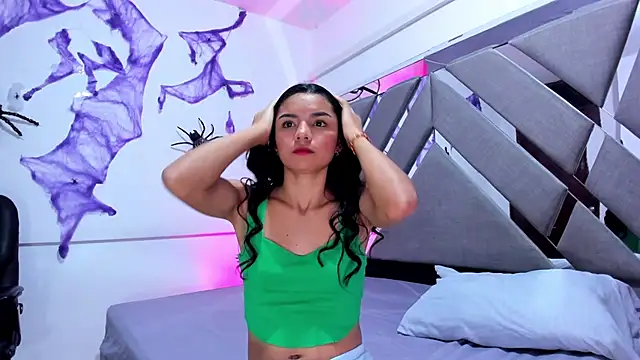 Crystal Stones online show from 10/24/25, 05:28