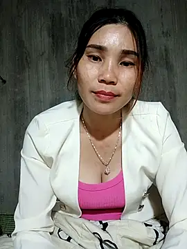 Bear bear0 online show from 11/16/25, 05:17