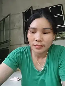 Snapshot of Bear_bear0 chatting on 07/14/26, 11:05 Bear bear0 online show from 07/14/26, 11:05