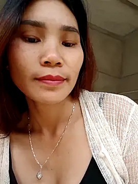 Bear bear0 online show from 12/23/25, 07:29