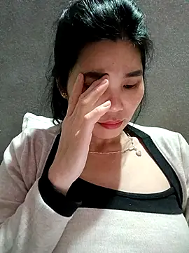 Bear bear0 online show from 02/04/26, 11:33