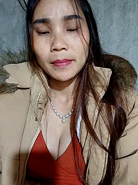 Bear bear0 online show from 11/18/25, 06:00