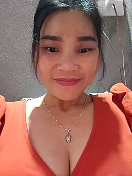 Bear bear0 online show from 12/05/25, 01:16