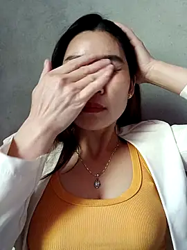 Bear bear0 online show from 01/07/26, 04:17