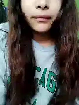 Snapshot of XxxXeduRLupit chatting on 12/15/25, 05:08 XxxXeduRLupit online show from 12/15/25, 05:08