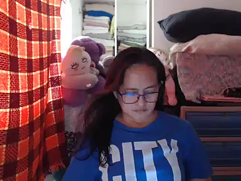 Kinkybela2025 online show from 11/22/25, 06:56