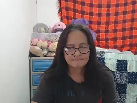 Kinkybela2025 online show from 11/13/25, 10:02