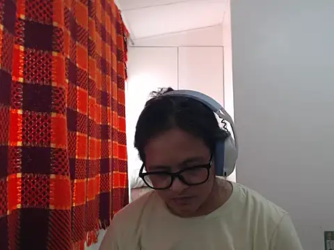 Kinkybela2025 online show from 07/02/26, 03:23