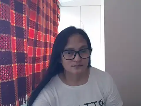 Kinkybela2025 online show from 04/12/26, 05:22