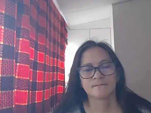 Kinkybela2025 online show from 03/31/26, 10:56