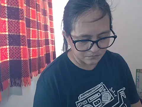 Kinkybela2025 online show from 07/10/26, 01:49