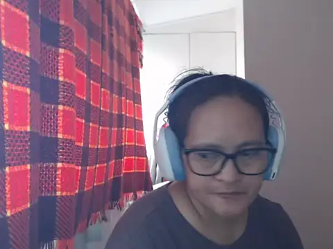 Kinkybela2025 online show from 06/08/26, 01:39