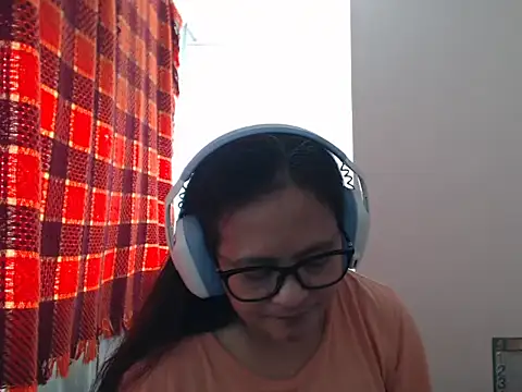 Kinkybela2025 online show from 07/01/26, 12:00