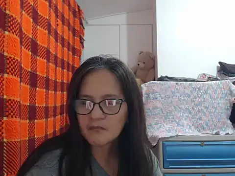 Kinkybela2025 online show from 01/10/26, 10:27