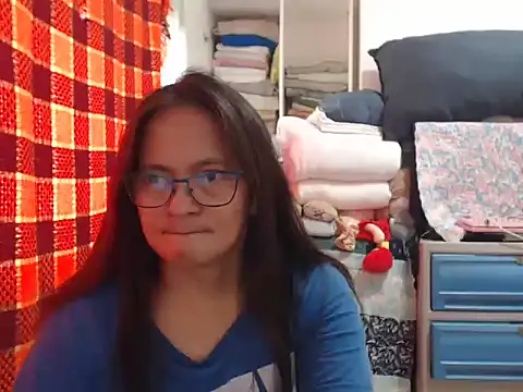 Kinkybela2025 online show from 12/01/25, 12:22