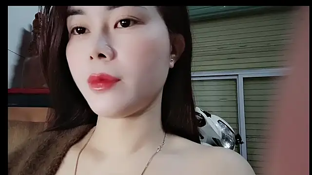 Snapshot of Family-Lovee chatting on 02/08/26, 09:12 Family-Lovee online show from 02/08/26, 09:12