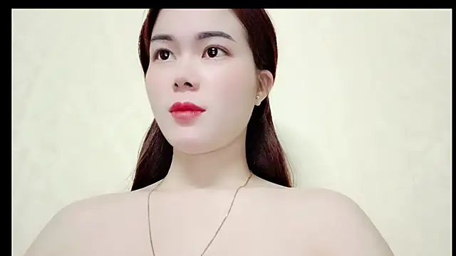 Snapshot of Family-Lovee chatting on 02/24/26, 02:23 Family-Lovee online show from 02/24/26, 02:23