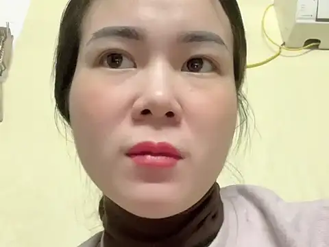 Family-Lovee online show from 11/20/25, 10:27