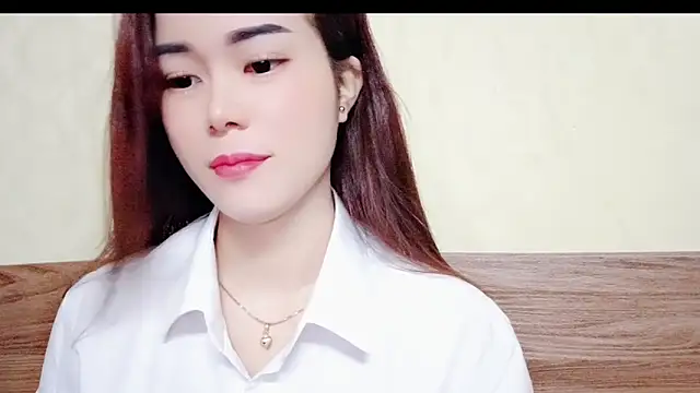 Snapshot of Family-Lovee chatting on 04/24/26, 03:41 Family-Lovee online show from 04/24/26, 03:41