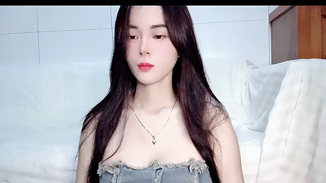 Family-Lovee online show from 07/16/26, 06:27