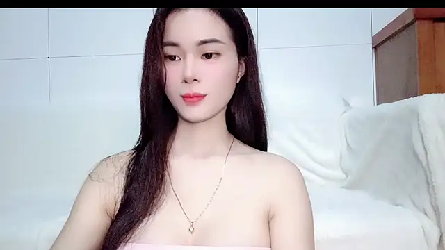 Family-Lovee online show from 07/28/26, 08:52