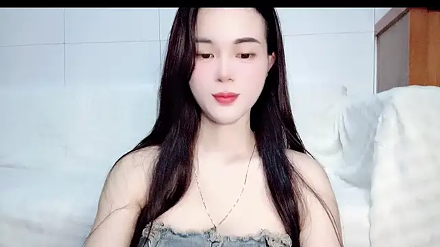 Family-Lovee online show from 07/14/26, 06:47