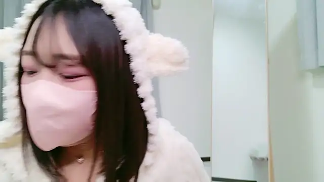 yui chan00 online show from 04/08/26, 07:10