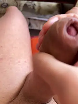 iCum uCum online show from 04/05/26, 11:17