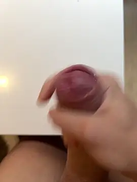 iCum uCum online show from 12/18/25, 07:46