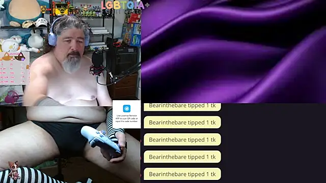 Snapshot of geekycastillo chatting on 05/10/26, 03:32 geekycastillo online show from 05/10/26, 03:32