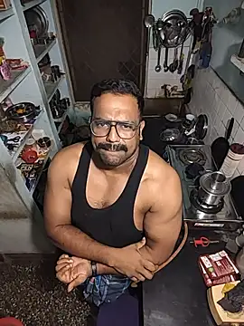 Snapshot of Siranjeevishiva chatting on 01/17/26, 05:16 Siranjeevishiva online show from 01/17/26, 05:16