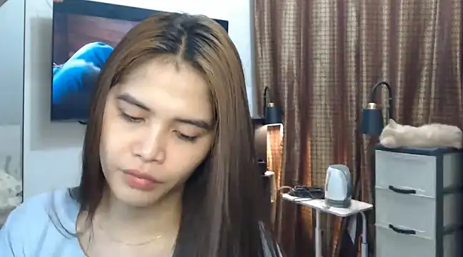 SeductiveTsDoll online show from 02/17/25, 06:09