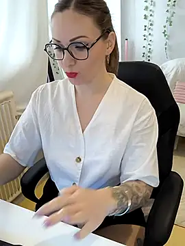 Ninabeauregard online show from 03/13/26, 08:08