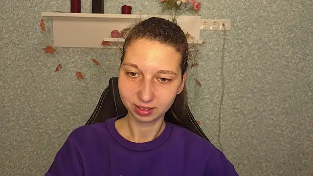 CuteEllii online show from 11/22/25, 05:06