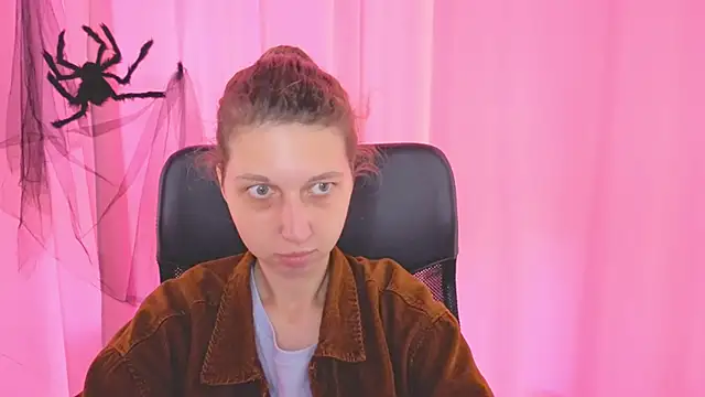 CuteEllii online show from 11/01/25, 10:53