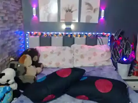 HotNathalie6900 online show from 02/13/26, 07:19