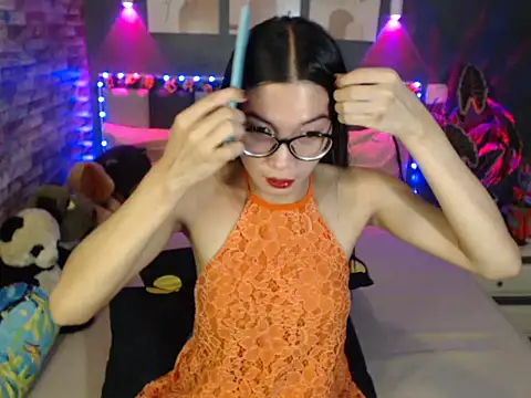 HotNathalie6900 online show from 03/21/26, 11:58