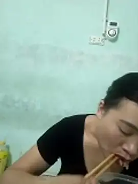  LAN  online show from 11/03/25, 01:22