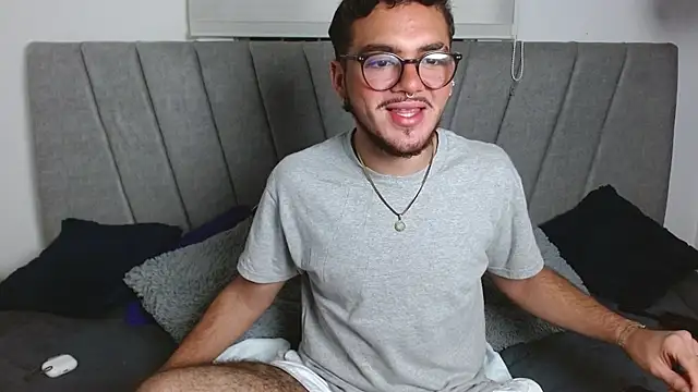 Zac Golden online show from 10/28/25, 04:35