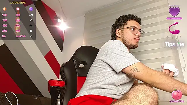 Snapshot of Zac_Golden chatting on 03/31/26, 03:03 Zac Golden online show from 03/31/26, 03:03