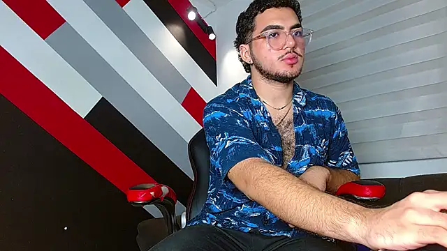 Zac Golden online show from 06/02/26, 12:16
